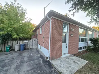 262 Mcconvey Drive, Richmond Hill, On L4c 3k2