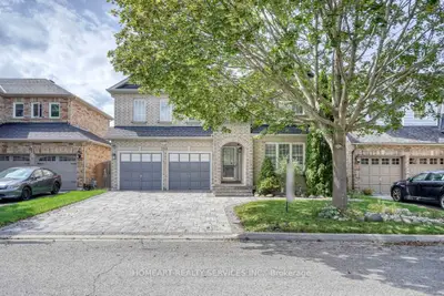 388 Wood Duck Lane, Newmarket, On L3x 2x5