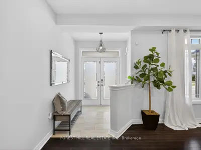 12 Wallenberg Drive, Vaughan, On L6a 4m1