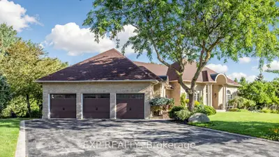 36 Maplehyrn Avenue, East Gwillimbury, On L0g 1v0