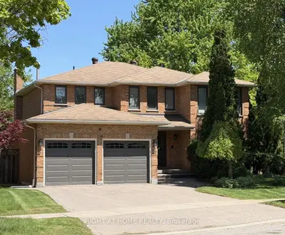 17 Piccadilly Road, Richmond Hill, On L4b 1s5