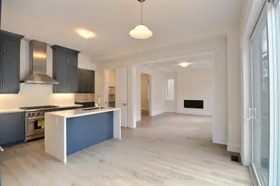 16 Sweet Gale Crescent, Richmond Hill, On L4e 1k1