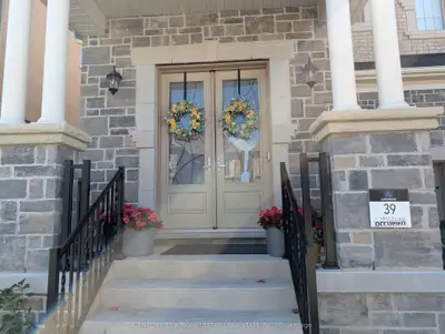 16 Sweet Gale Crescent, Richmond Hill, On L4e 1k1