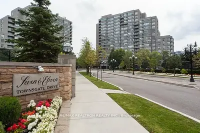7 Townsgate Drive 1206, Vaughan, On L4j 7z9