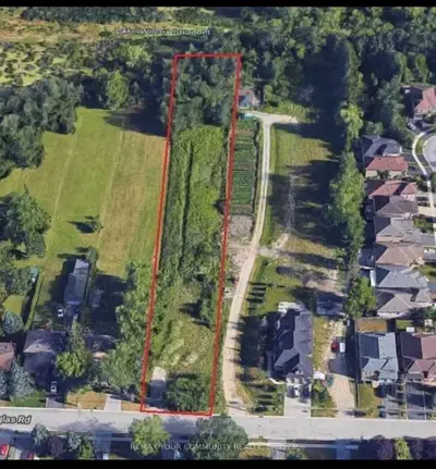 80 Douglas Road, Richmond Hill, On L3p 1e4