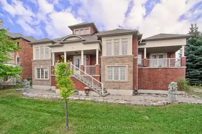 111 Zokol Drive, Aurora, On L4g 0b9
