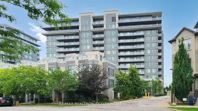 277 South Park Road 203, Markham, On L3t 0b7