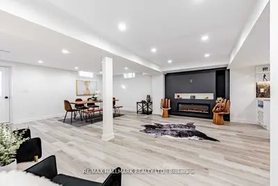 71 Crystal Drive Bsmt, Richmond Hill, On L4c 7y7