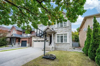 8 Matisse Trail, Vaughan, On L4j 9a5
