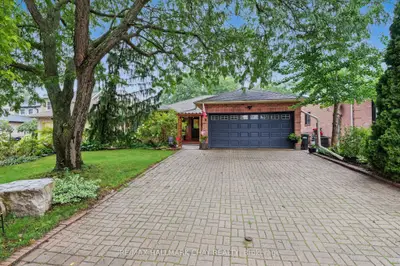66 Hutchinson Drive, New Tecumseth, On L9r 1m2