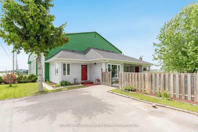 240 King Street, King, On L3y 4v9