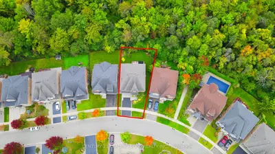 18 Pheasant Drive, Richmond Hill, On L4e 0t5
