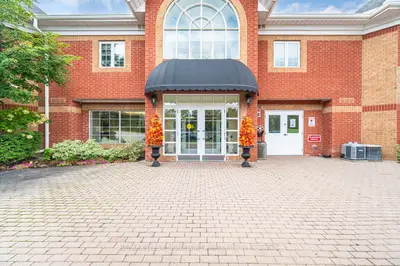 75 Treelawn Boulevard 105, Vaughan, On L0j 1c0