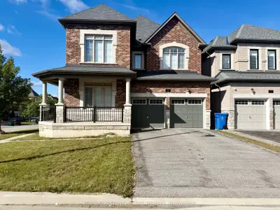 22 Duggan Street, Aurora, On L4g 0y9