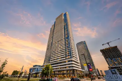 195 Commerce Street 303, Vaughan, On L4k 0p9