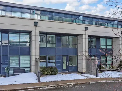 24 Woodstream Boulevard 112, Vaughan, On L4l 8c4