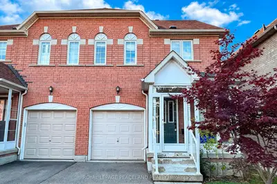 4 Attilio Street, Markham, On L3r 5h3