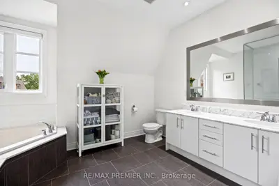 37 Nease Lane, Vaughan, On L4l 0c5