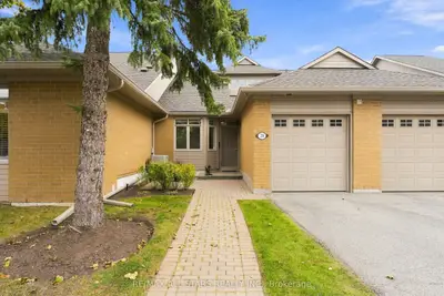 28 Blue Heron Beach Way, Markham, On L6e 1b4