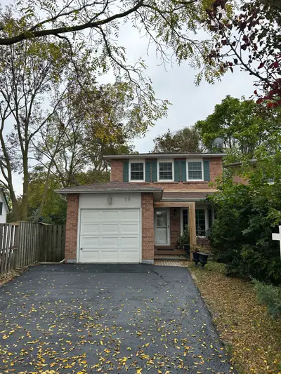 19 Backus Court, Markham, On L3p 6v6