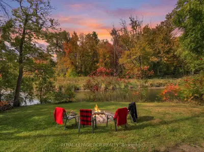 19842 Yonge Street, East Gwillimbury, On L9n 1a9