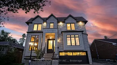 43 Rockport Crescent, Richmond Hill, On L4c 2l7