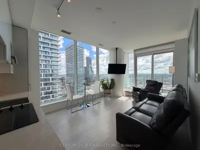 898 Portage Parkway 2303, Vaughan, On L4k 0j6