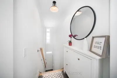 8167 Kipling Avenue 48, Vaughan, On L4l 0g4