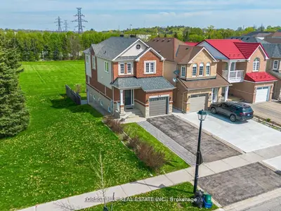 614 Mcbean Avenue N, Newmarket, On L3x 2l5