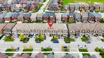 42 Walker Boulevard Upper, New Tecumseth, On L9r 0n2