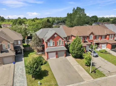 14 Craddock Street, Vaughan, On L6a 2s1