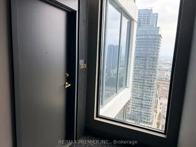5 Buttermill Avenue 3502, Vaughan, On L4k 0j5