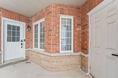 1216 Fox Hill Street, Innisfil, On L9s 4y5
