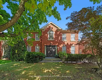 63 Willett Crescent, Richmond Hill, On L4c 7w2