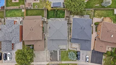 44 Olympia Gate, Vaughan, On L4l 5k3
