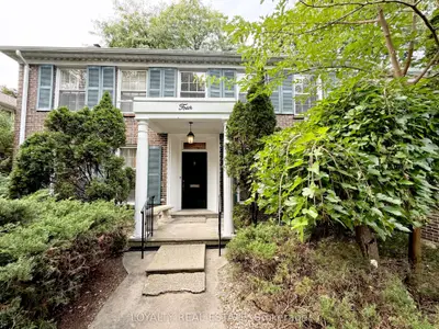 4 Canadiana Drive, Markham, On L3t 2y6