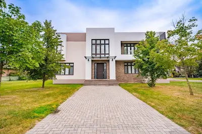 26 Lancer Drive, Vaughan, On L6a 1e1