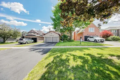 71 South Balsam Street, Uxbridge, On L9p 1g6