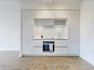 2 David Eyer Road 224, Richmond Hill, On L4s 0n6
