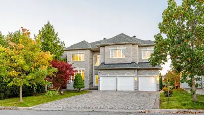 15 Ridgley Court, Richmond Hill, On L4b 4n3