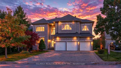 15 Ridgley Court, Richmond Hill, On L4b 4n3