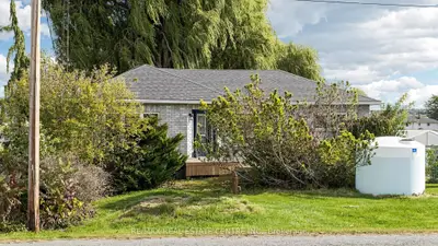 393 Canal Road W, Bradford West Gwillimbury, On L3z 4c4