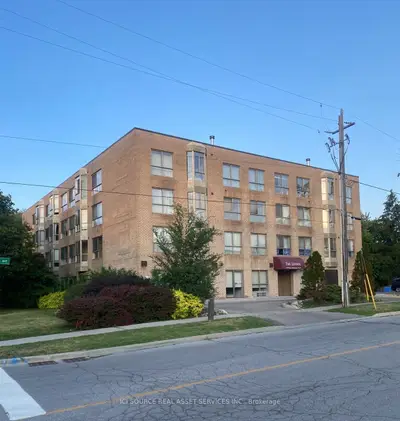 249 Major Mackenzie Drive E 204, Richmond Hill, On L4c 9m8