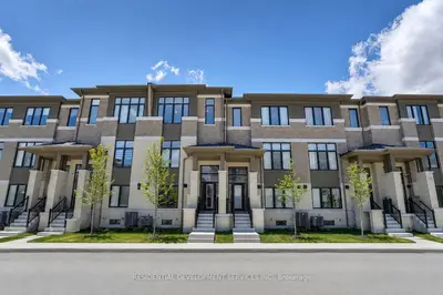 12 Tay Lane, Richmond Hill, On L4s 0n8