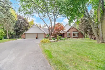 42 Hedgerow Court, Vaughan, On L0j 1c0