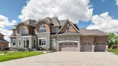 28 Sam Davis Court, Whitchurch-stouffville, On L4a 4r4