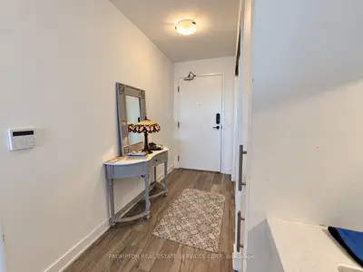 95 Oneida Crescent Lph06, Richmond Hill, On L4b 0h5