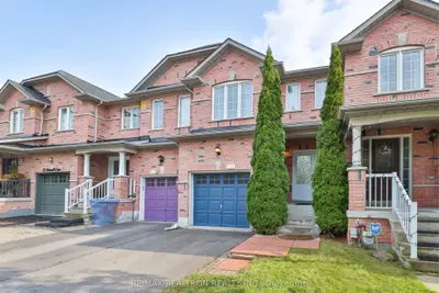 27 Martell Gate, Aurora, On L4g 0b9
