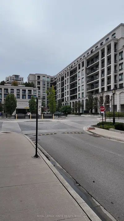 268 Buchanan Drive 728w, Markham, On L3r 8g9