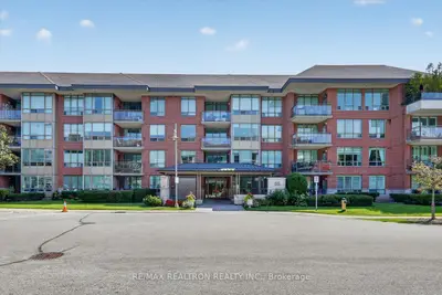 55 The Boardwalk Way 307, Markham, On L6e 1b7